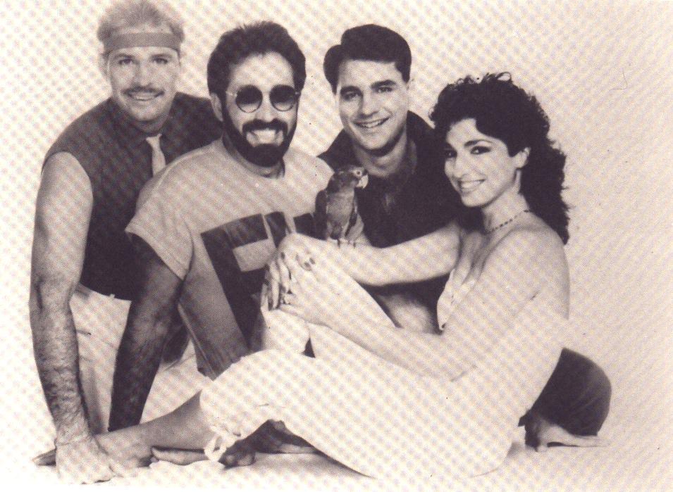 gloria2.jpg (167053 bytes)